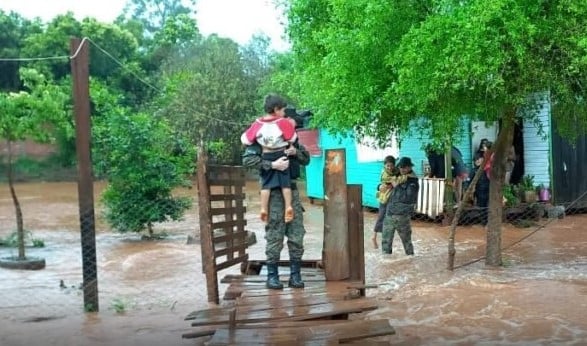 evacuados en El Soberbio
