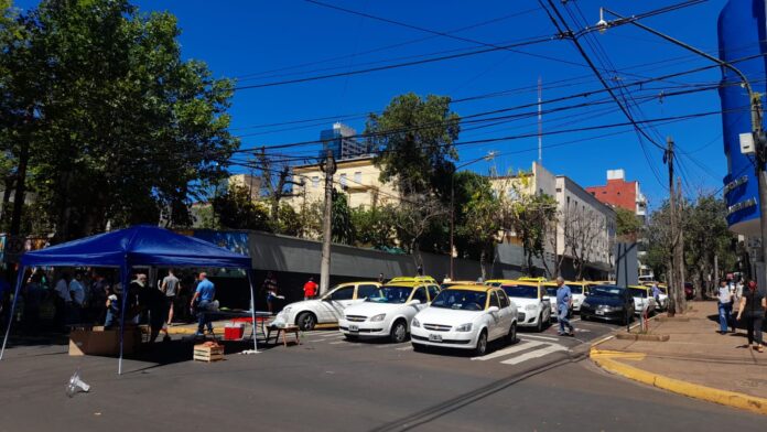 Paro de taxistas en Posadas