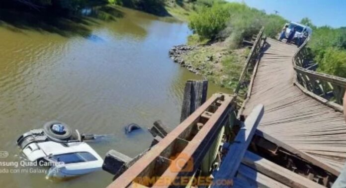 se desplomó un puente en Corrientes