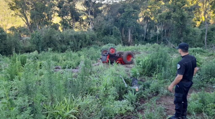 Agricultor murió aplastado por un tractor