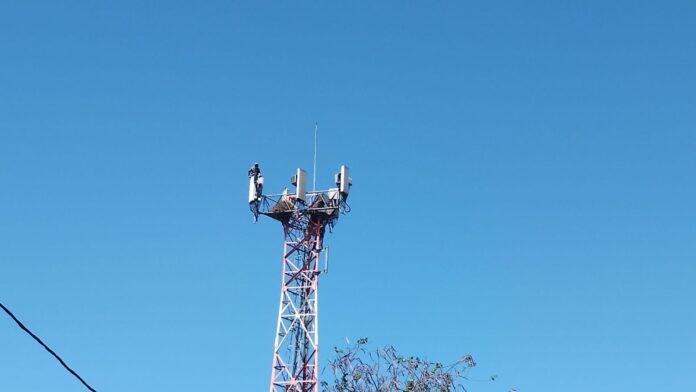 w intento de suicidio amenaza con arrojarse desde 40 metros