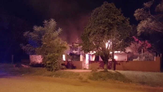 incendio de una vivienda en Candelaria