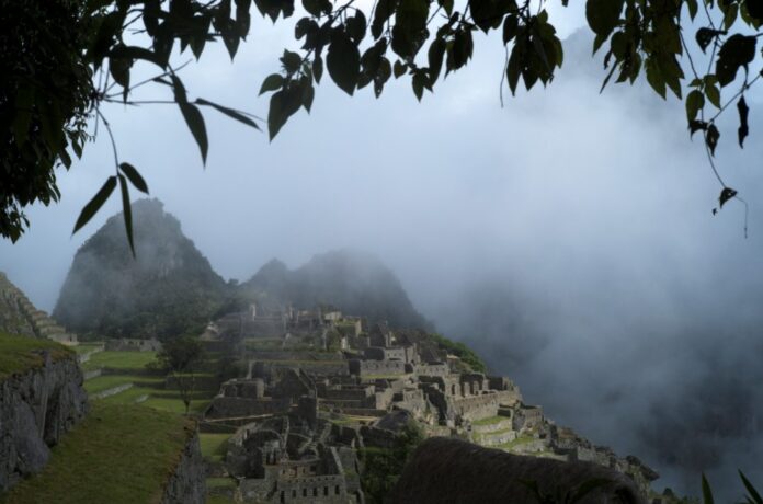 Perú reabre Machu Picchu