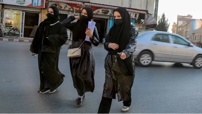 Talibanes prohíben métodos anticonceptivos Talibanes prohíben métodos anticonceptivos