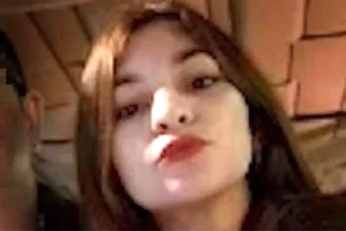 Discutió con su pareja, se tiró del auto y murió Discutió con su pareja, se tiró del auto y murió