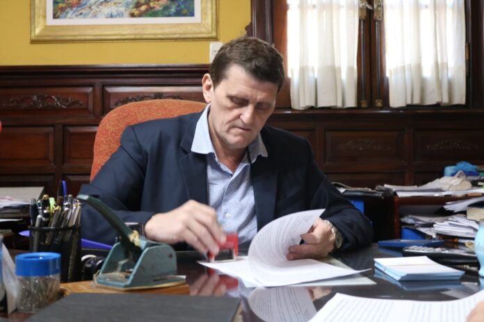 Adolfo Safrán (2)