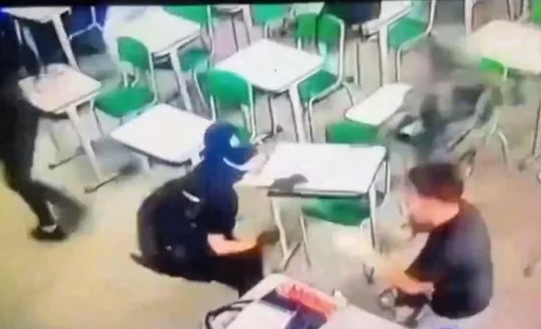 Un alumno asesinó a una profesora 