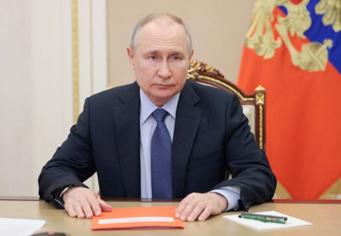 Vladimir Putin, presidente de la Federación Rusa, dando una conferencia de prensa. (Foto: Reuters)