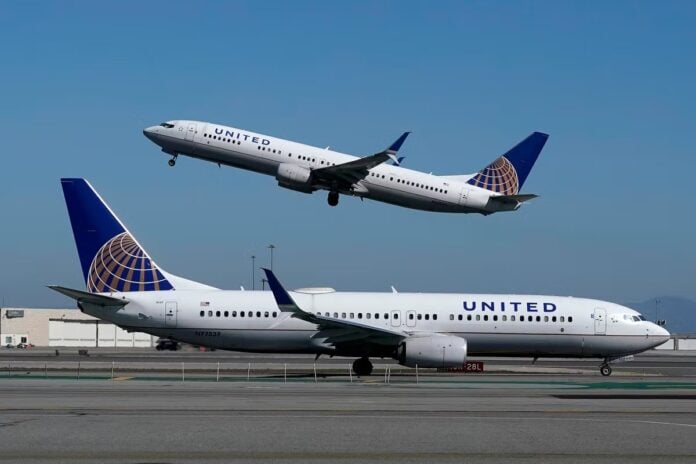 Aviones de United Airlines (STOCK)