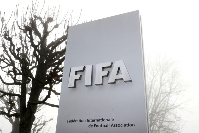 La FIFA le sacó la sede del Mundial Su-17 a Perú.