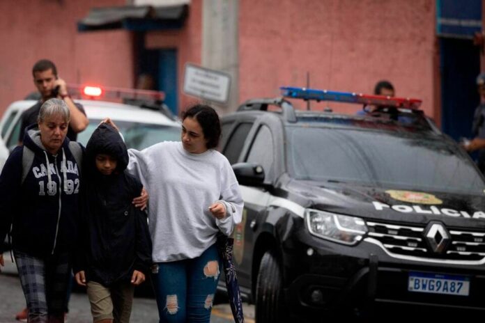ataque con cuchillo en un colegio de Brasil