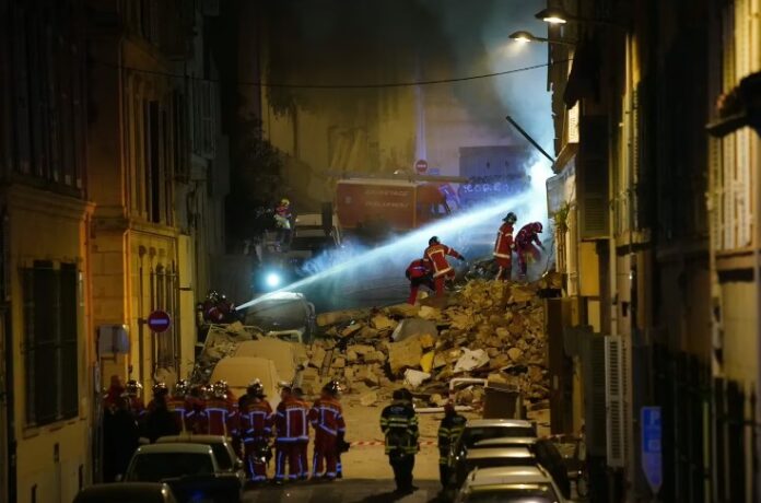 derrumbe en un edificio de Francia