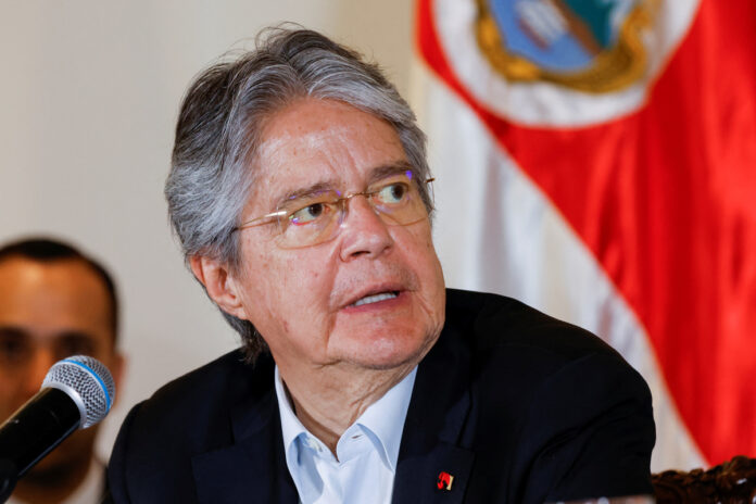 Inicio de juicio político al presidente de Ecuador