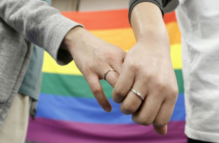 Declaran inconstitucional la prohibición de casamientos entre personas del mismo género