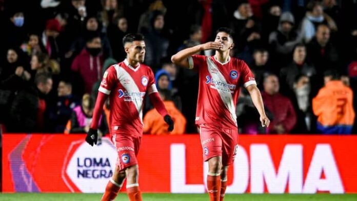 Argentinos Juniors y Belgrano