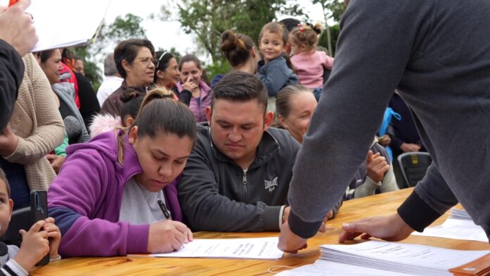 entrega boletos de compraventa El Soberbio