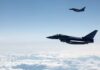 rusia interceptó tres aviones militares