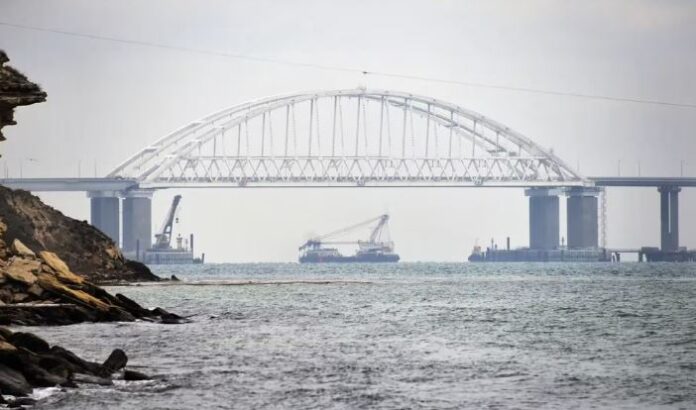 ucrania destruyó un buque ruso