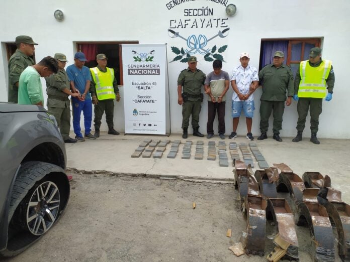 Gendarmería secuestró 70 kilos de cocaína