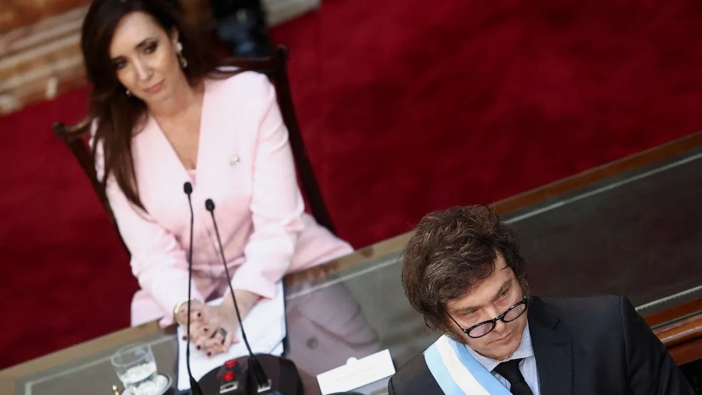 Victoria Villarruel junto a Javier Milei en el Congreso. Foto: Reuters
