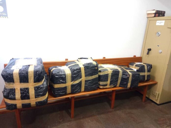 Despachan 44 kilos de marihuana hacia Bariloche (3)