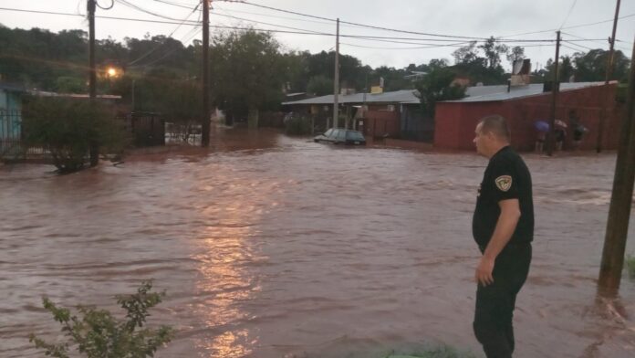 Inundaciones en Leandro N. Alem 1 Inundaciones en Leandro N. Alem 1