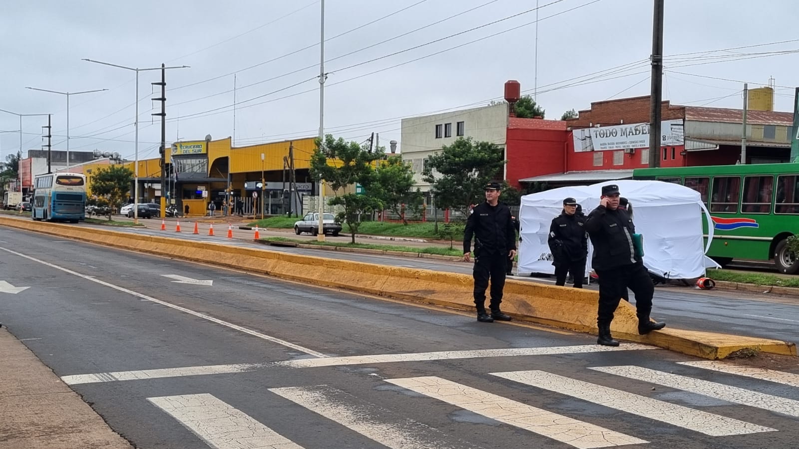 Un motociclista falleció tras ser embestido por un colectivo en Garupá