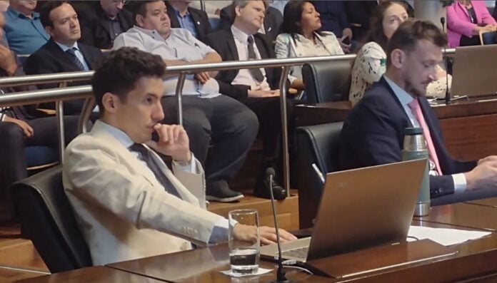 Pedro Puerta renunció a su banca Pedro Puerta presentó la renuncia