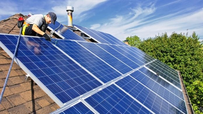Paneles solares presupuesto 2025