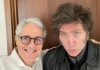 El presidente Javier Milei y el economista Alberto Ades, en Nueva York.