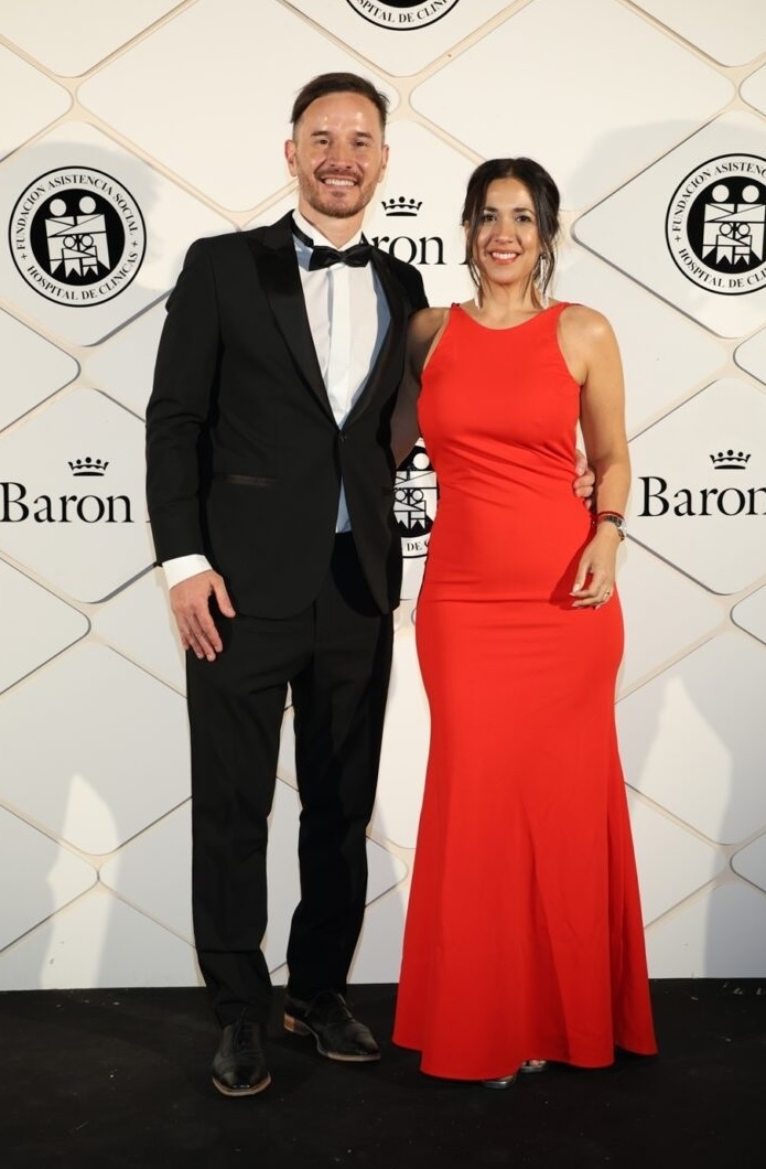 Gunther Moros y su pareja.
