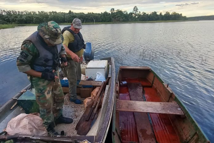 Espineles pesca furtiva