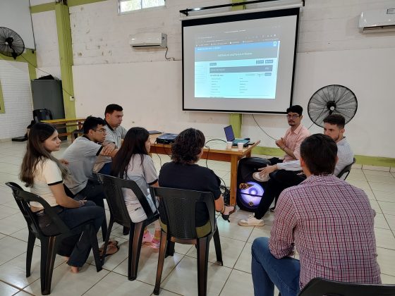 Egresados de la Academia del Programador Misionero
