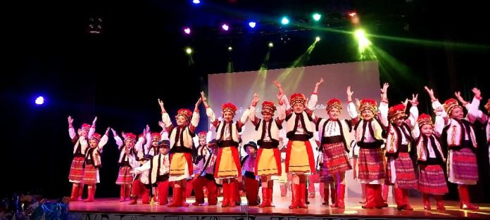 ballet ucraniano Asociación Cultural Ucraniana