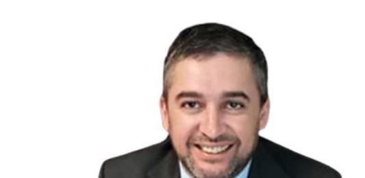Javier Mela renunció a la UCR