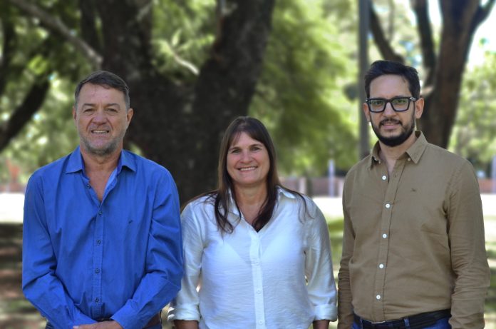 Cacho Bárbaro presentó a candidatos