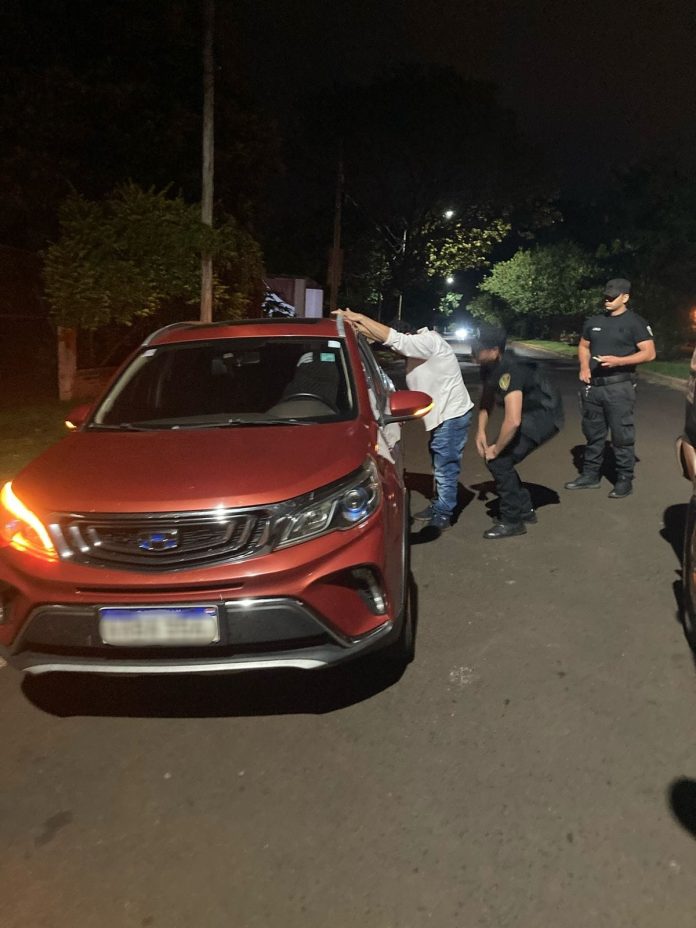 detenido tras robar el auto de su pareja