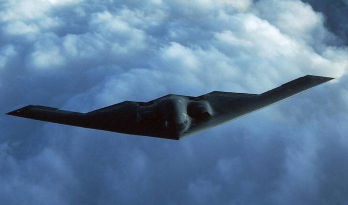 Estados Unidos despliega aviones