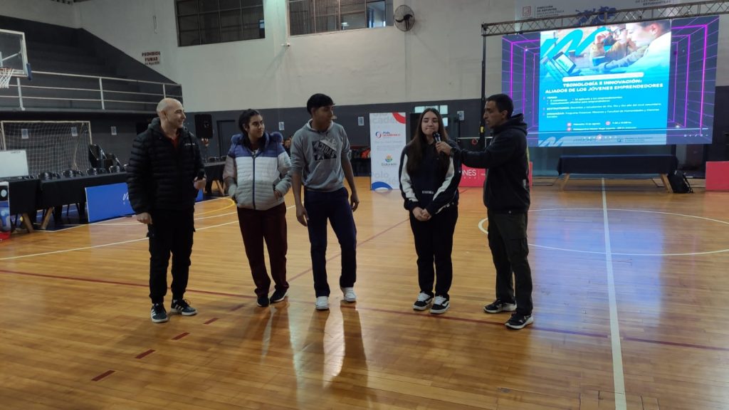 encuentro de emprendedores estudiantiles en eldorado