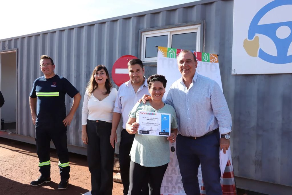 egresados de la Escuela Municipal de Manejo de Eldorado