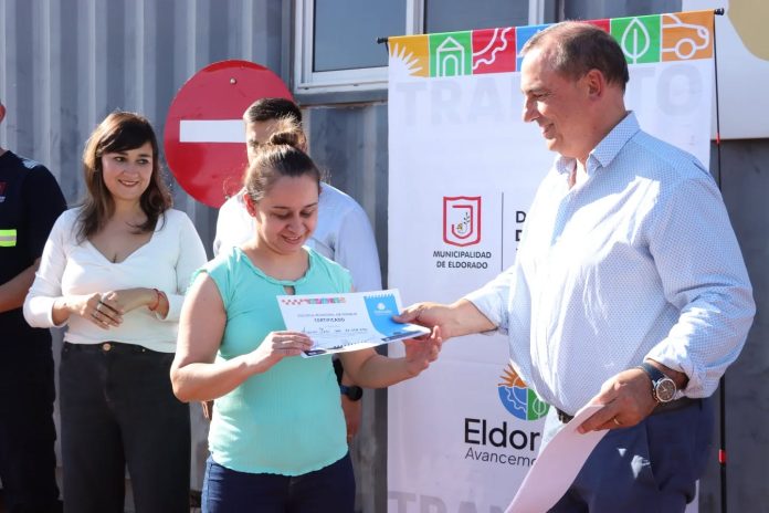 egresados de la Escuela Municipal de Manejo