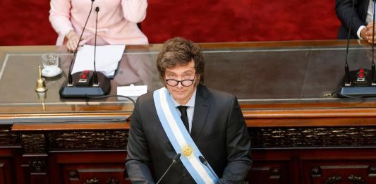 Milei vetó las leyes de aumento