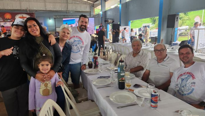 20 HORAS DE PESCA (3)