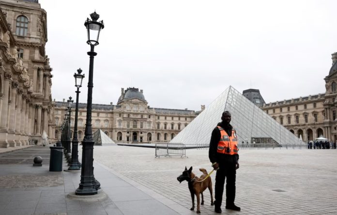 louvre