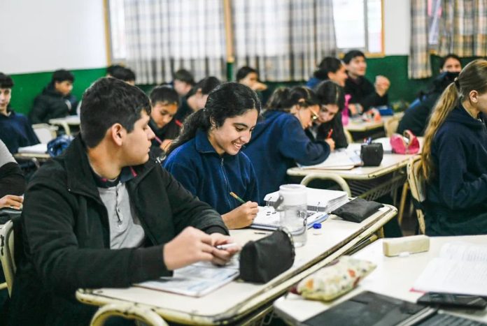 Misiones, clases, calendario escolar