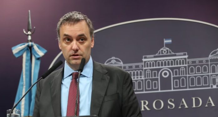 adorni