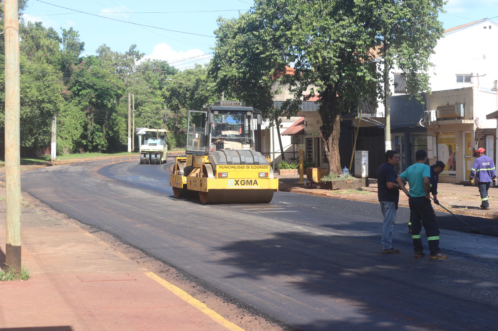 Eldorado avanza con el bacheo profundo de la avenida San Martín