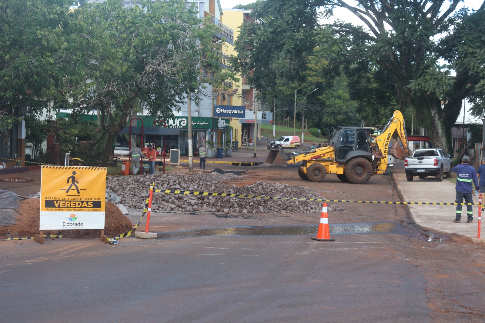 Eldorado avanza con el bacheo profundo de la avenida San Martín
