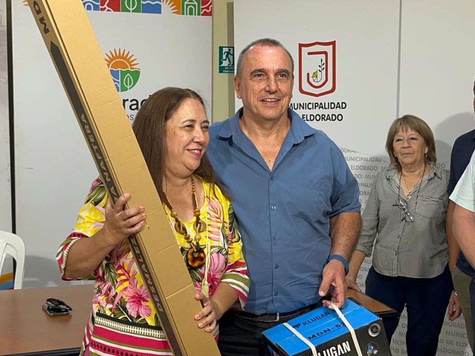 Eldorado impulsa escuelas más limpias y sustentables