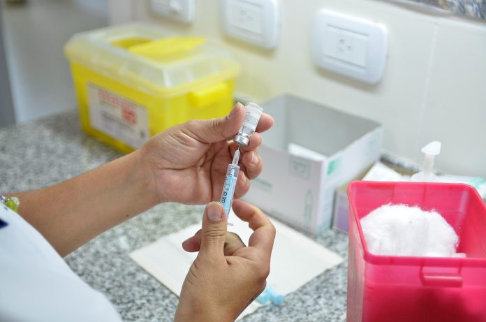Vacuna contra el dengue vacuna contra el dengue